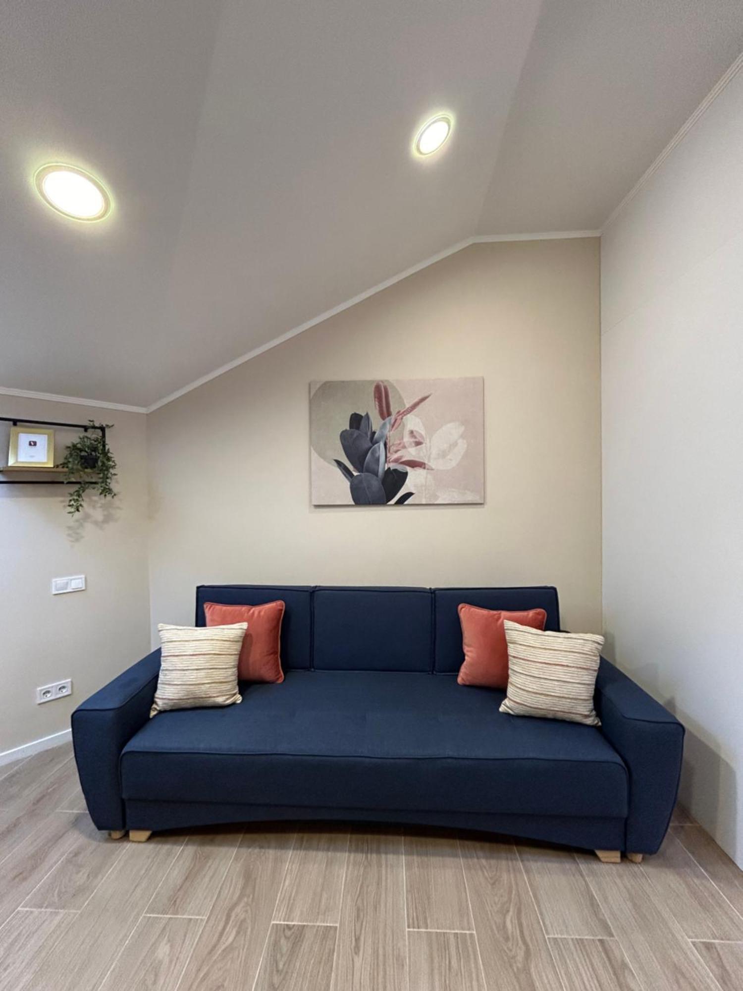 Modern Apartment In The City Center Lviv Exteriör bild