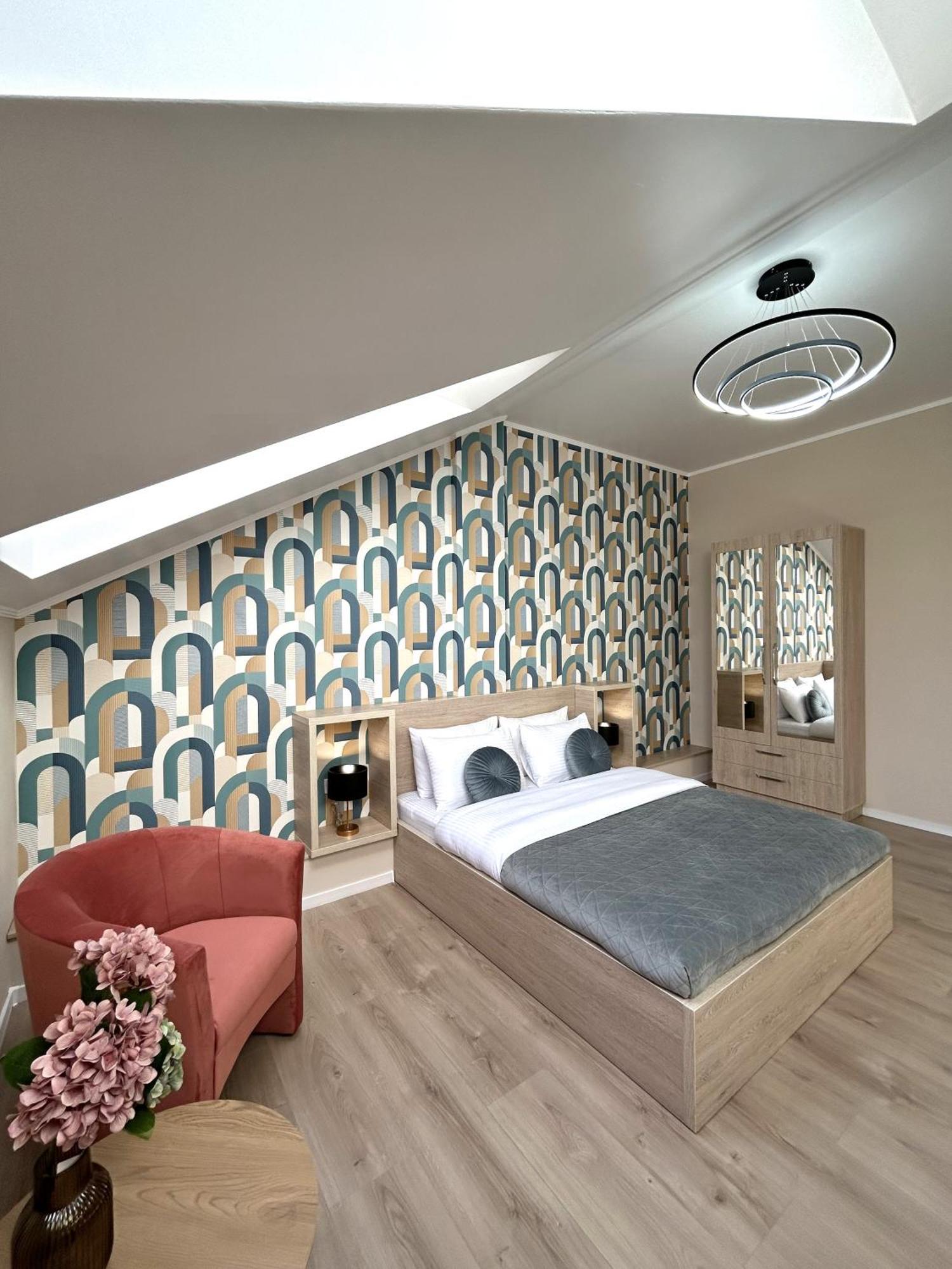 Modern Apartment In The City Center Lviv Exteriör bild
